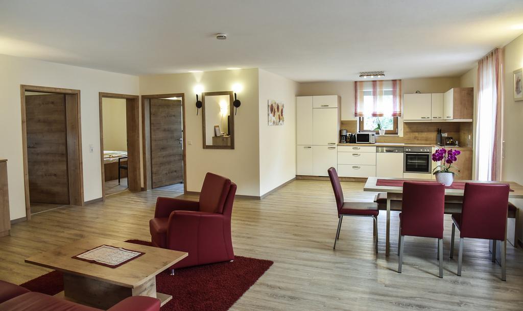Landhotel Zum Adler Oberbechingen Εξωτερικό φωτογραφία