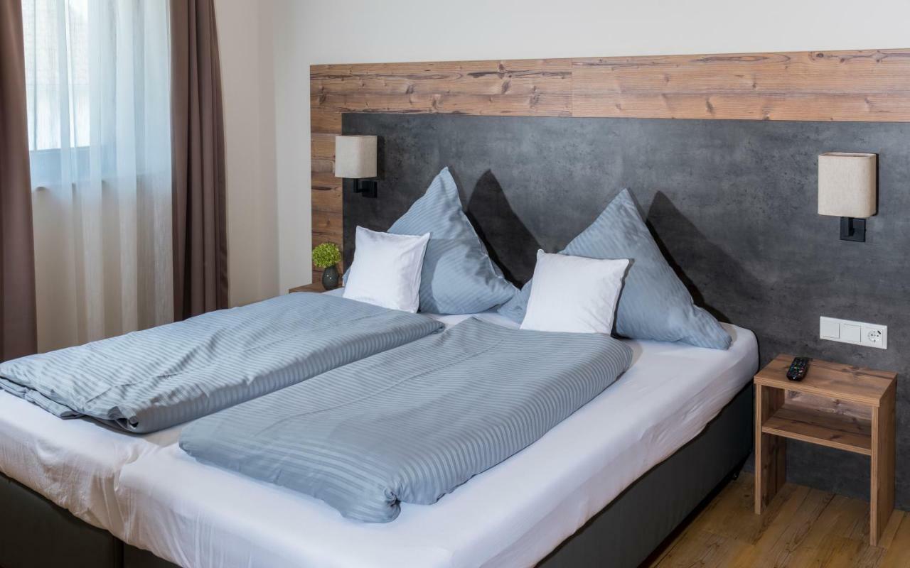 Landhotel Zum Adler Oberbechingen Εξωτερικό φωτογραφία
