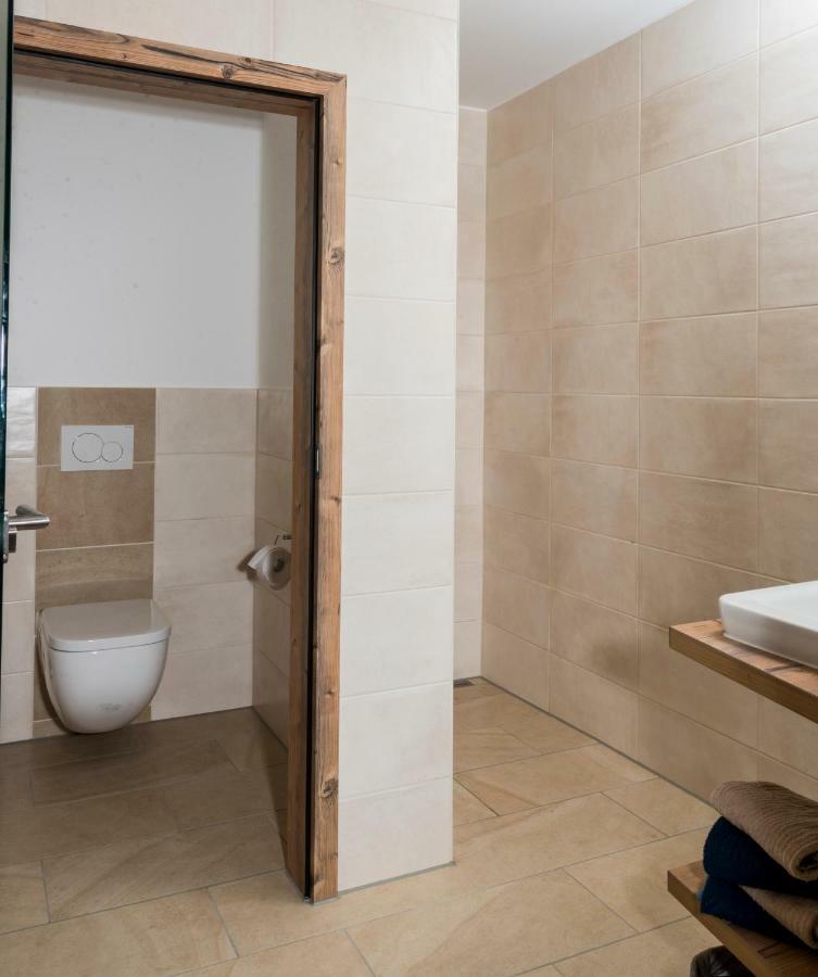 Landhotel Zum Adler Oberbechingen Εξωτερικό φωτογραφία